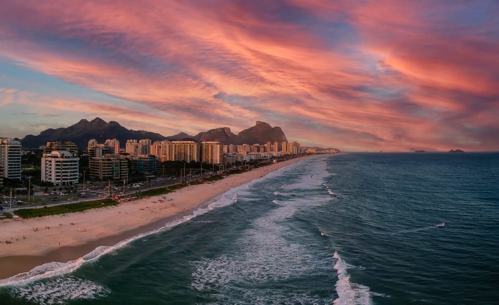 Descubra as 5 regiões mais valorizadas para morar na barra da tijuca 4 barra da tijuca praia rio de janeiro 3