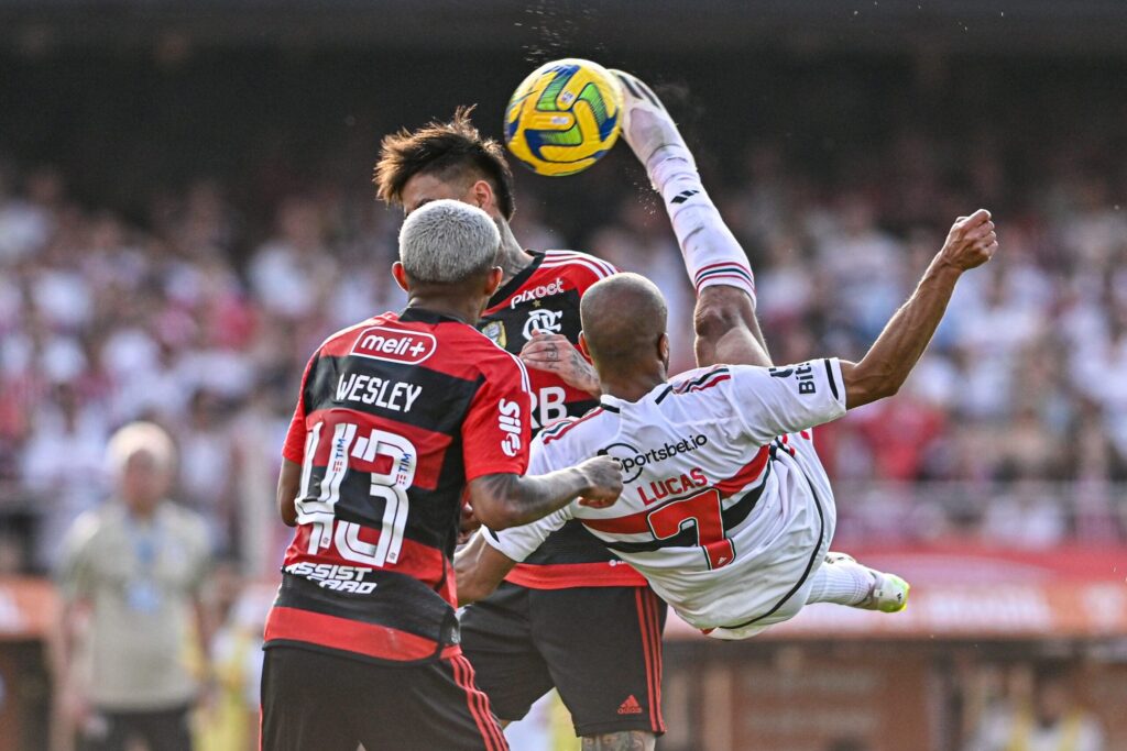 São Paulo e Flamengo fazem parte de seleto grupo de campeões do futebol mundial 1 São Paulo e Flamengo